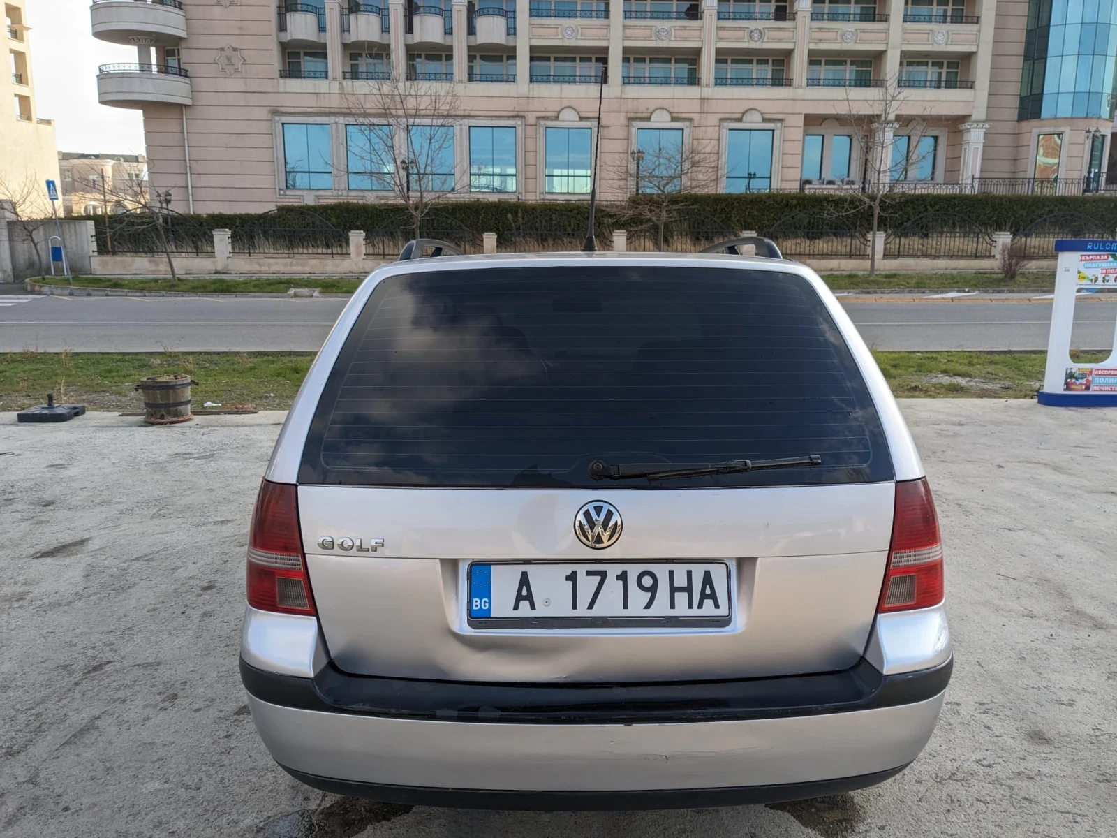 VW Golf Variant 1.9 TDI, снимка 2 - Автомобили и джипове - 53682085