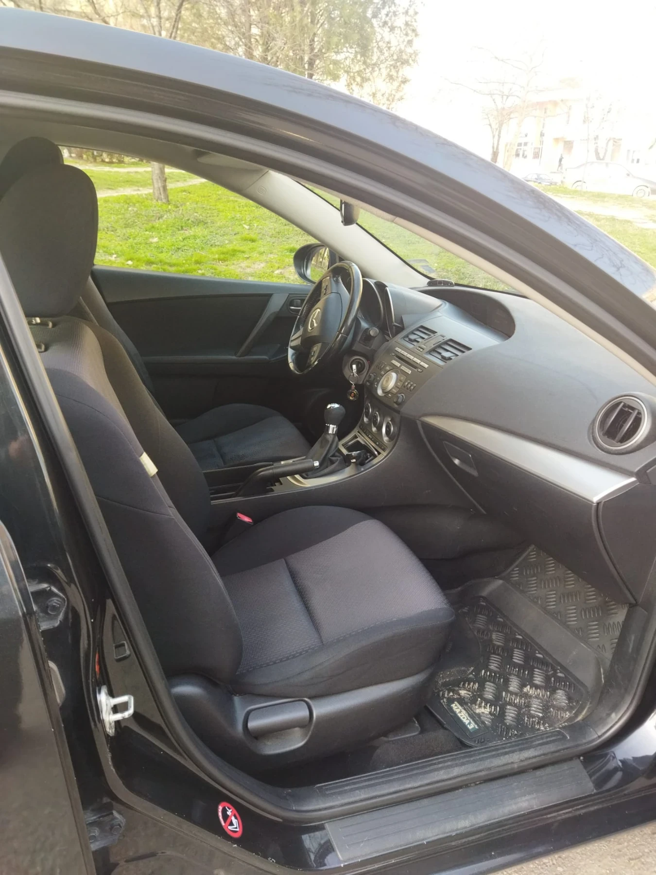 Mazda 3, снимка 6 - Автомобили и джипове - 53762525