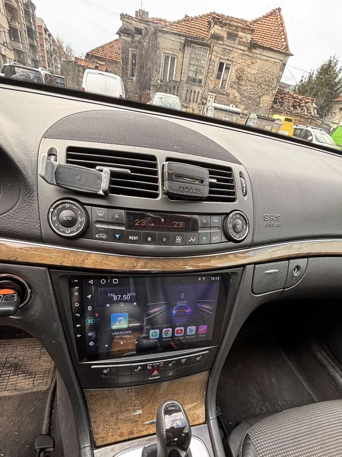 Mercedes-Benz E 280, снимка 4 - Автомобили и джипове - 54128904