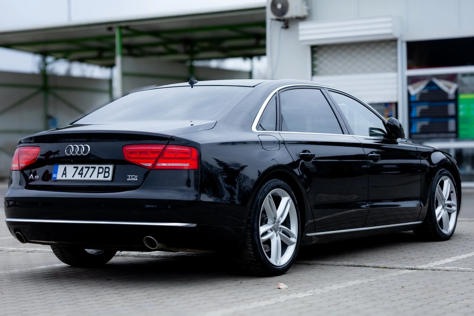 Audi A8, снимка 3 - Автомобили и джипове - 54156154