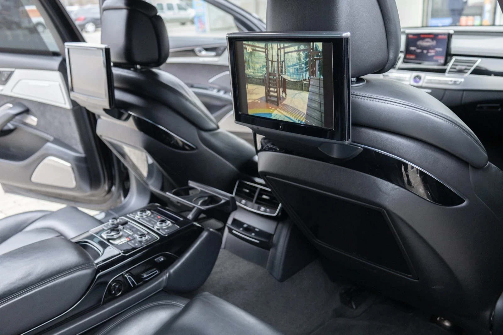 Audi A8, снимка 7 - Автомобили и джипове - 54156154