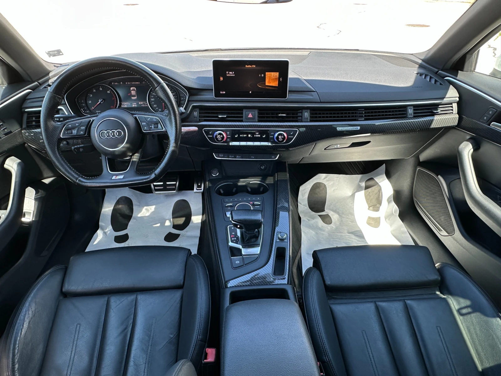 Audi A4 Реални км., снимка 10 - Автомобили и джипове - 54190028