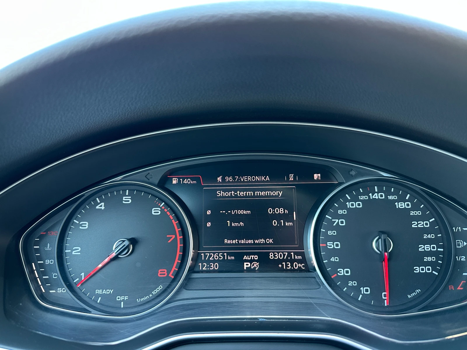 Audi A4 Реални км., снимка 16 - Автомобили и джипове - 54190028