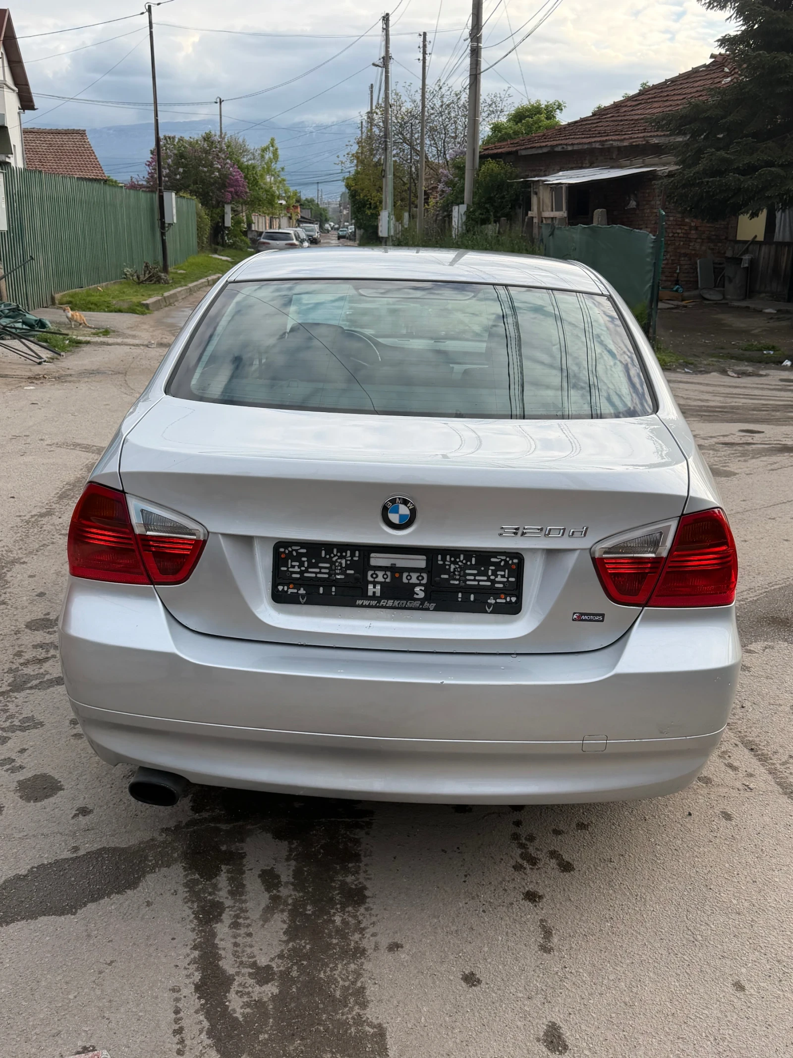 BMW 320, снимка 5 - Автомобили и джипове - 54382454