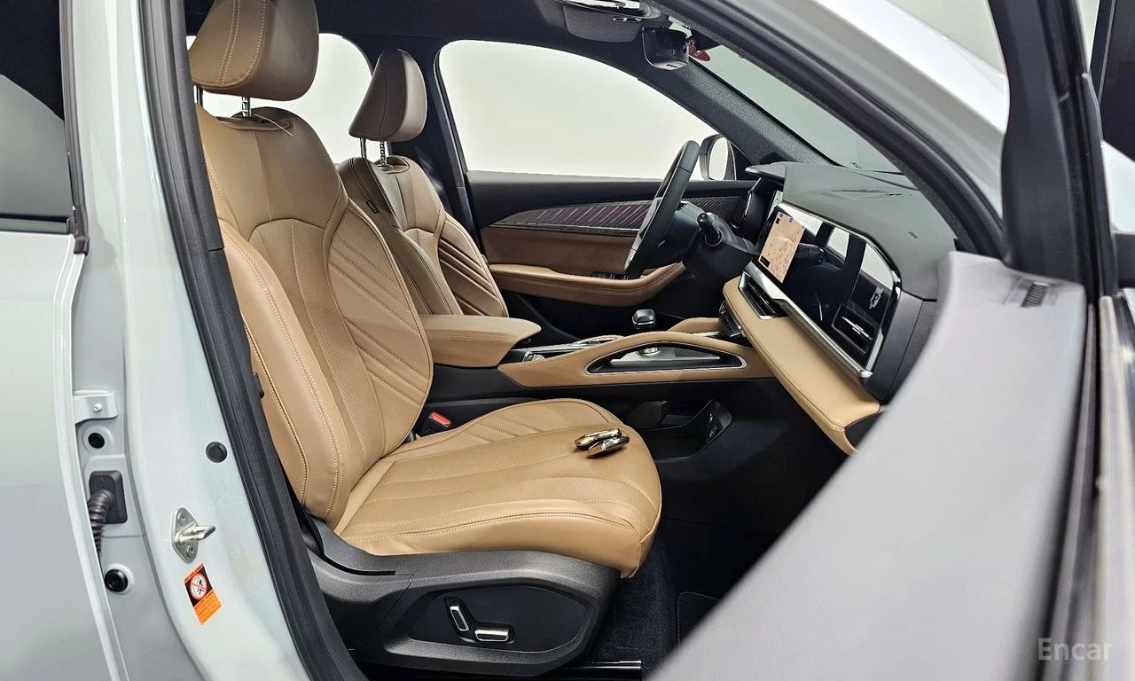 Renault Samsung Grand Koleos * 2.0* ICONIC* 2WD* КОЖА* ПОДГРЕВ* ОБДУХВАНЕ* 360*, снимка 15 - Автомобили и джипове - 54460252