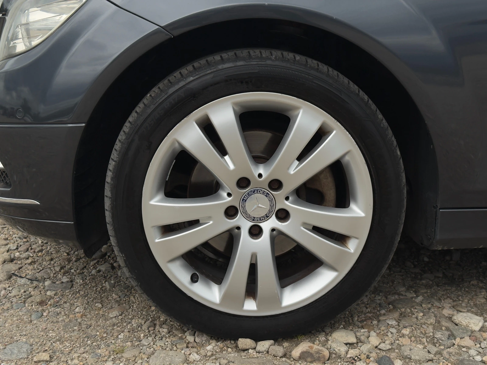 Mercedes-Benz C 220 2.2 CDI Avantgarde/5G-tronic/Navi/Собствен лизинг, снимка 17 - Автомобили и джипове - 54609680