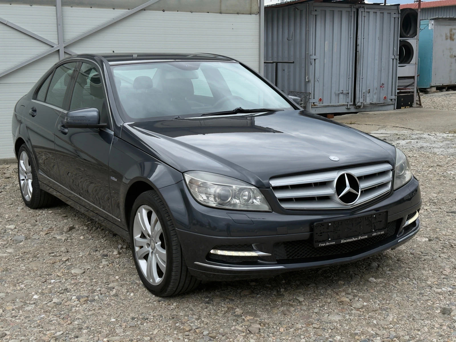 Mercedes-Benz C 220 2.2 CDI Avantgarde/5G-tronic/Navi/Собствен лизинг, снимка 2 - Автомобили и джипове - 54609680