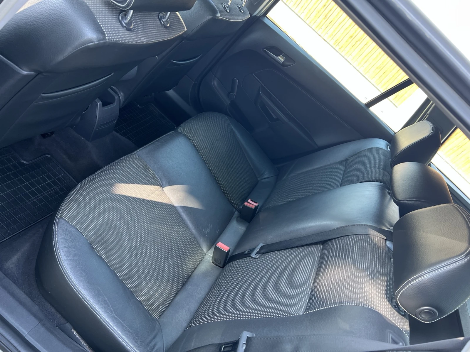 Opel Astra 1.6 ГАЗ КОМБИ , снимка 11 - Автомобили и джипове - 54628668