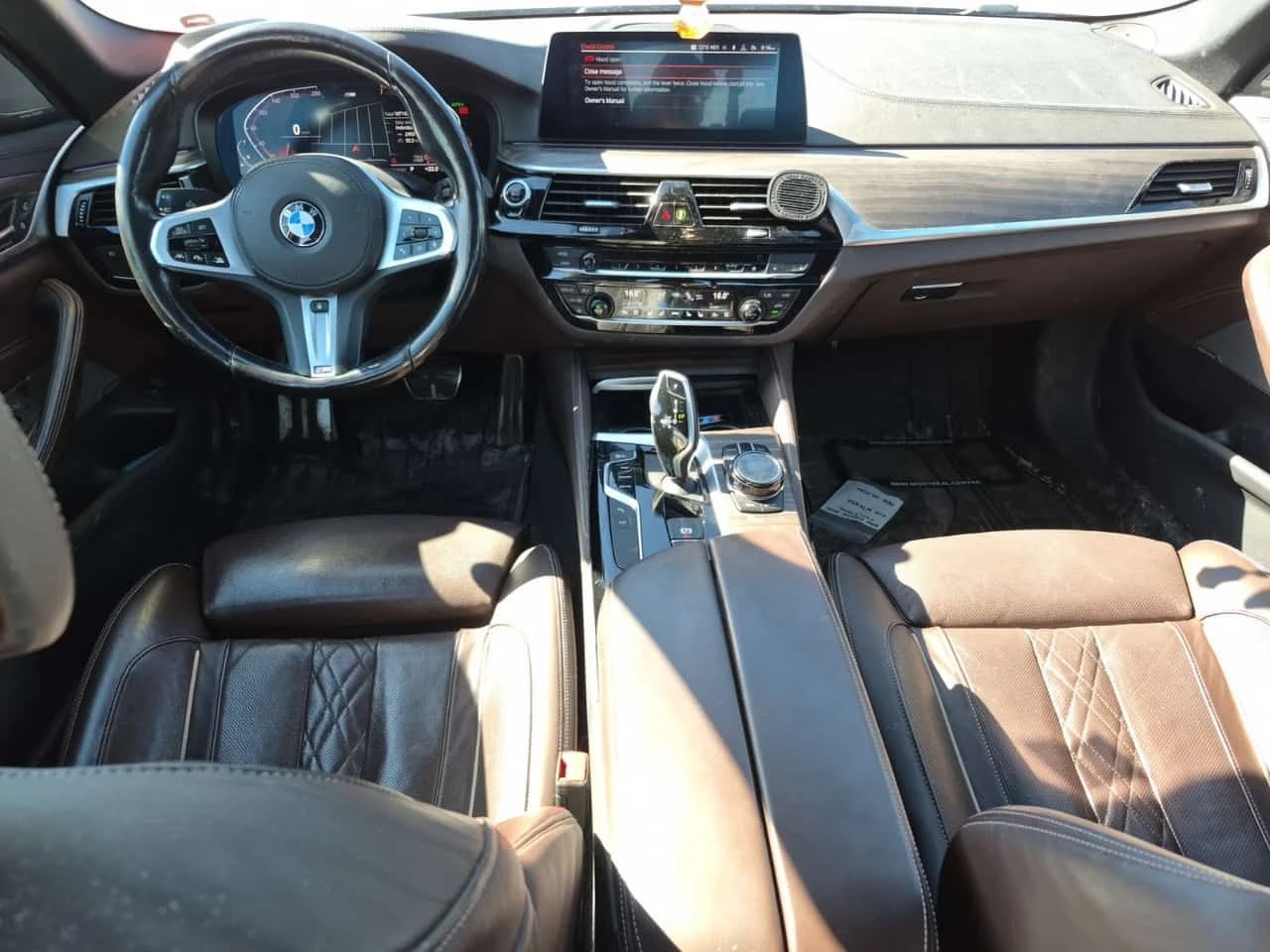 BMW 530 М ПАКЕТ/XDRIVE/CARFAX/ФИНАНСИРАНЕ, снимка 10 - Автомобили и джипове - 54844878