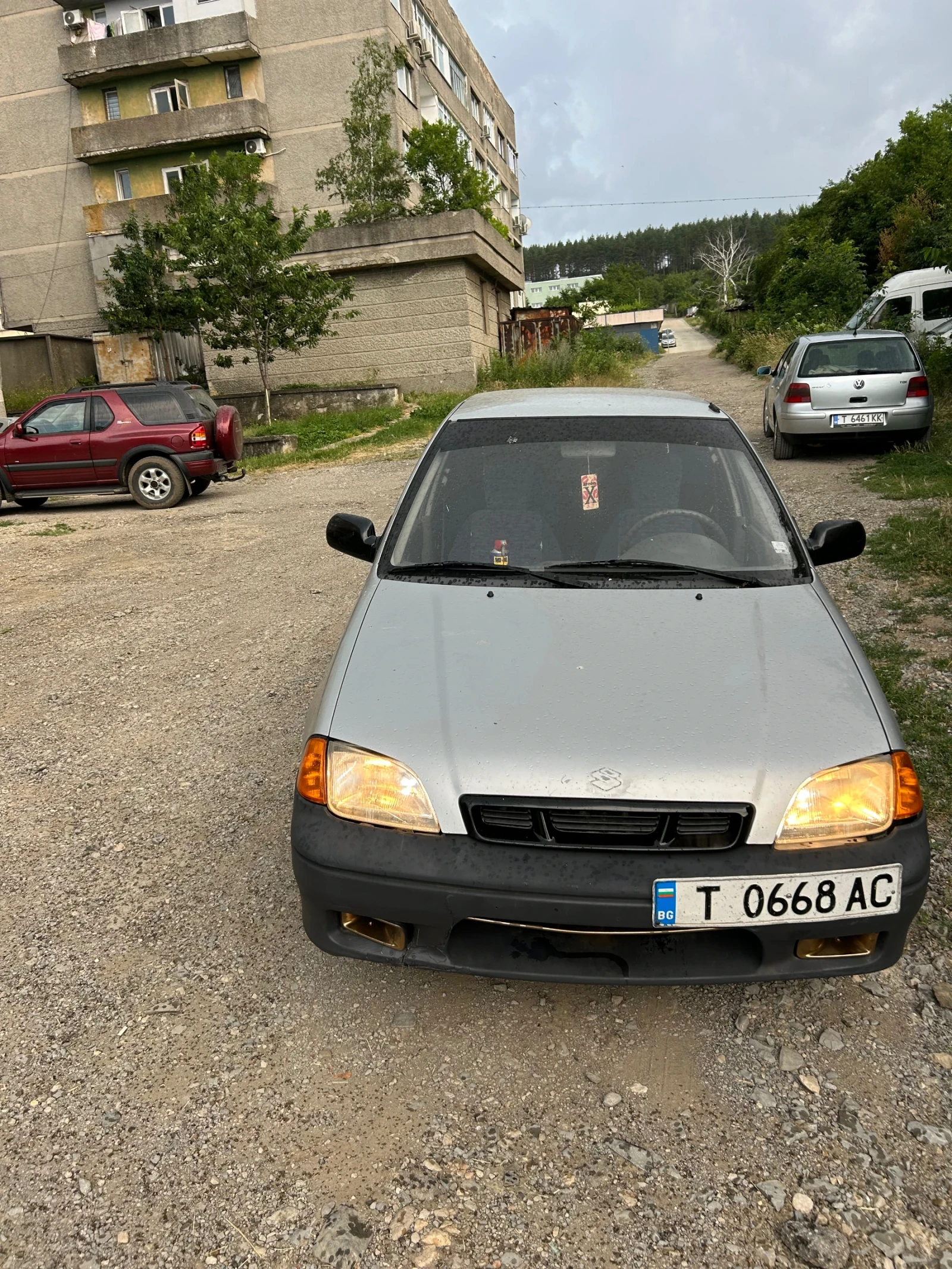 Suzuki Swift 1.0, снимка 2 - Автомобили и джипове - 55152839