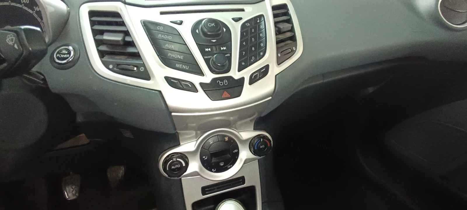 Ford Fiesta, снимка 5 - Автомобили и джипове - 55877525