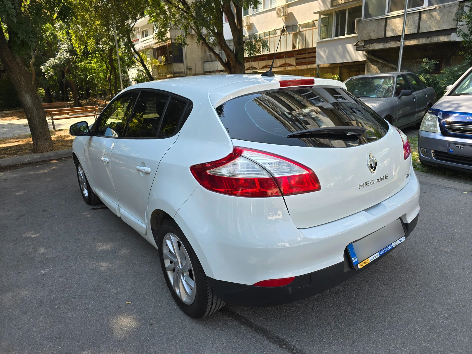 Renault Megane 1.5 dCi 110кс, снимка 7 - Автомобили и джипове - 56057468
