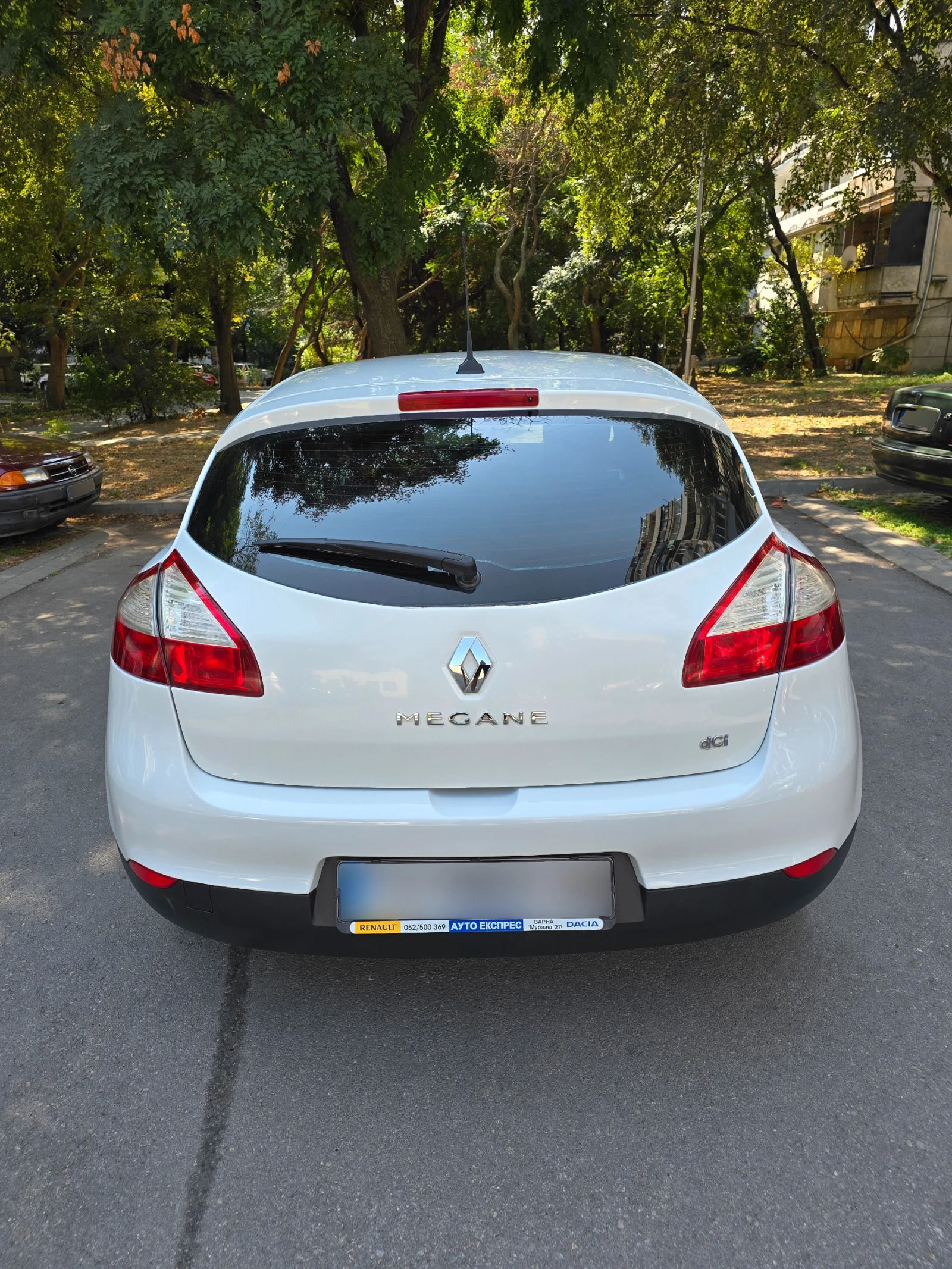 Renault Megane 1.5 dCi 110кс, снимка 6 - Автомобили и джипове - 56057468