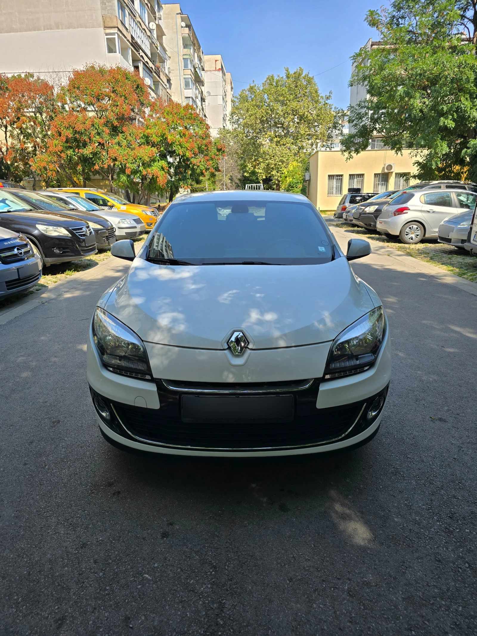 Renault Megane 1.5 dCi 110кс, снимка 2 - Автомобили и джипове - 56057468