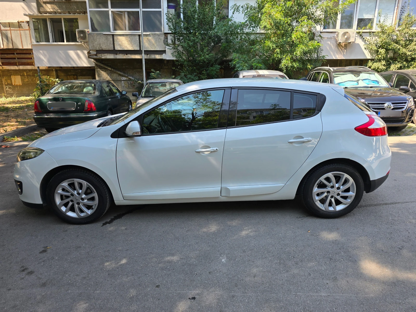 Renault Megane 1.5 dCi 110кс, снимка 8 - Автомобили и джипове - 56057468
