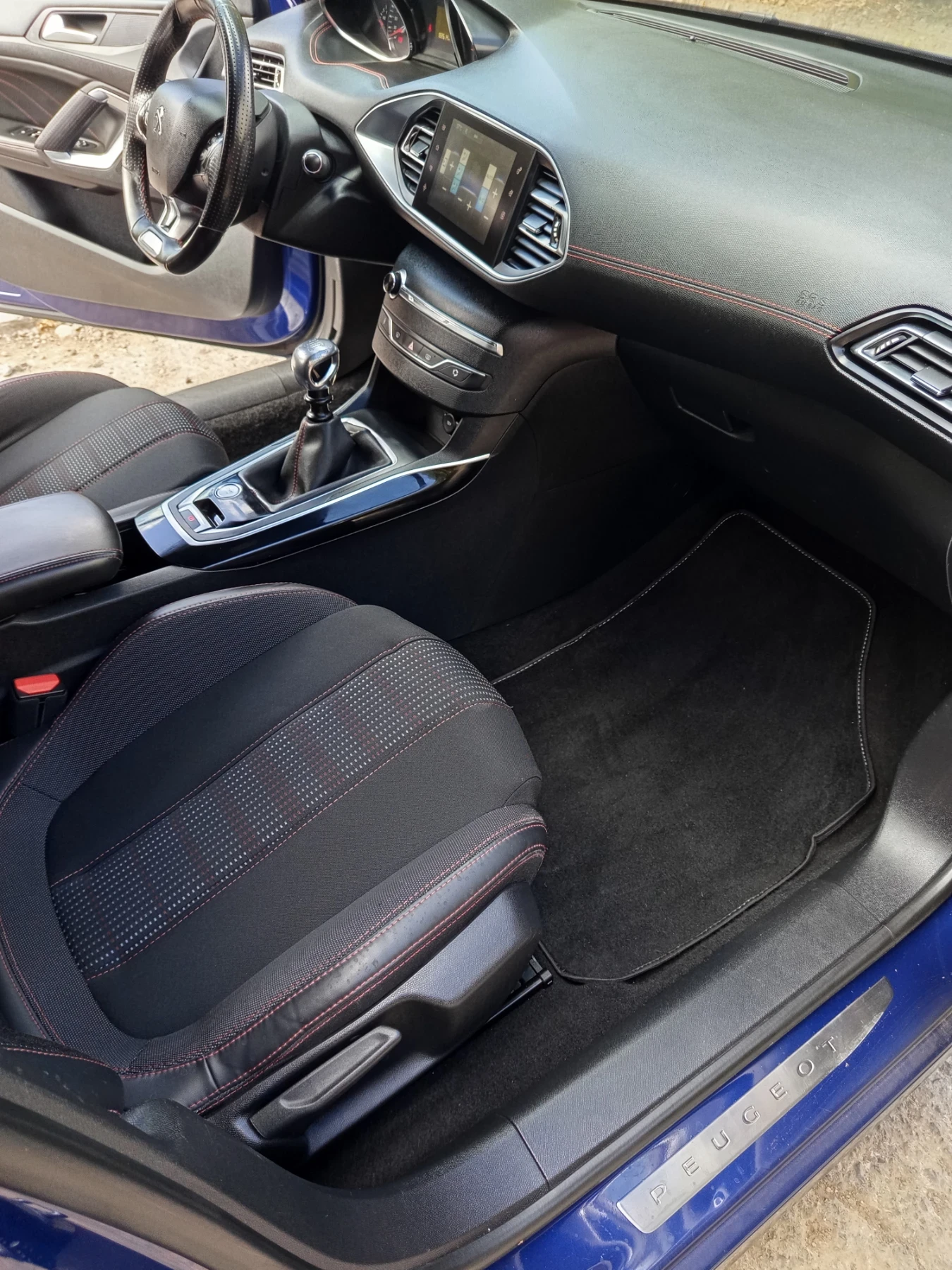 Peugeot 308 GT line , снимка 10 - Автомобили и джипове - 56235758