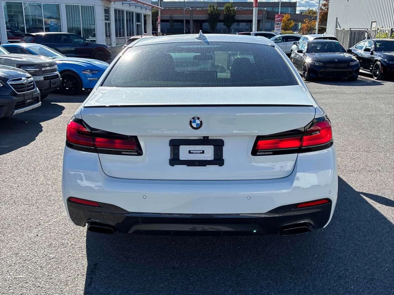 BMW 540 * xDrive * CARFAX * ����� �� ����������� | Mobile.bg � ����������� 4