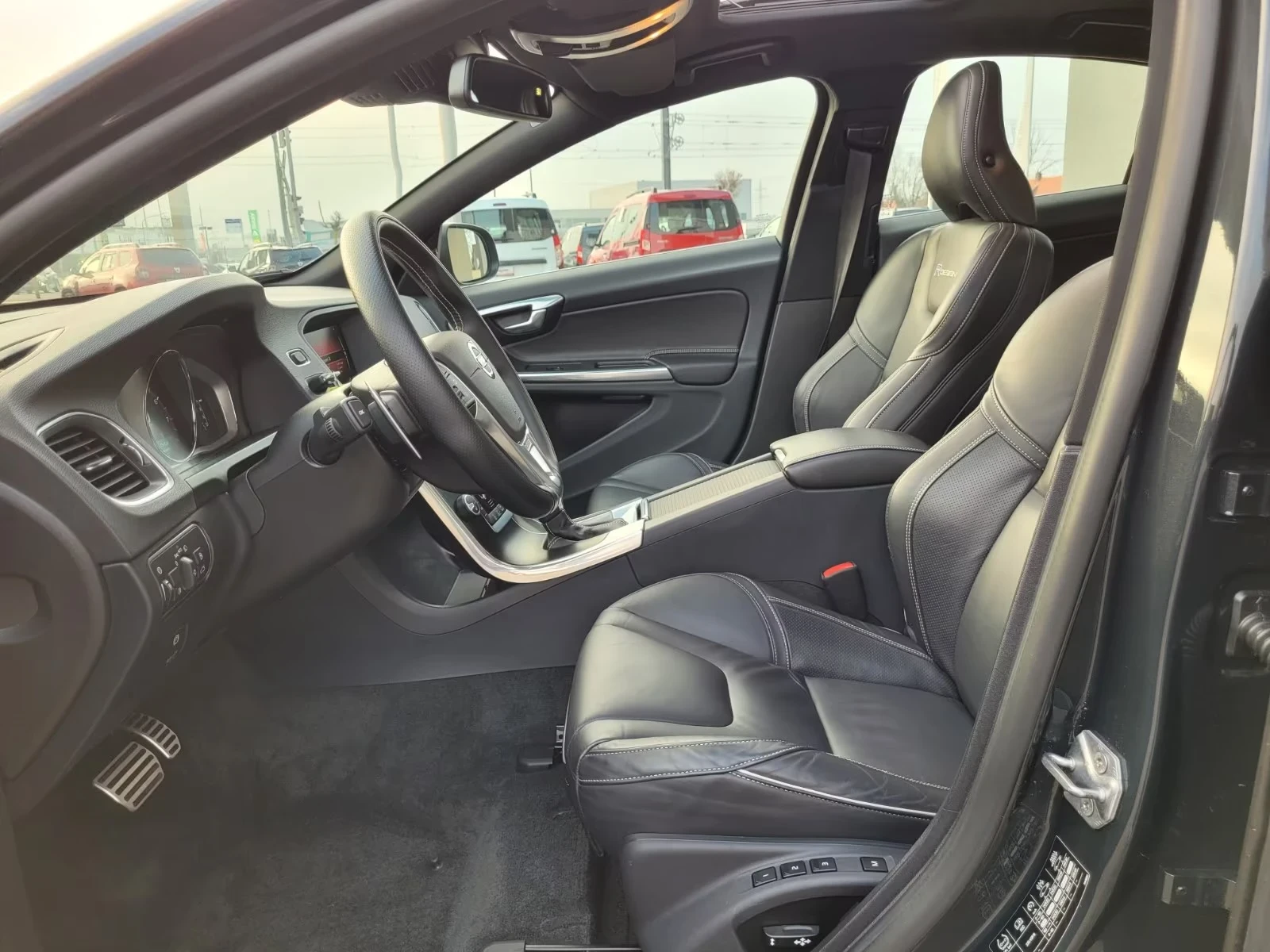 Volvo S60 3.0Т 305hp, снимка 12 - Автомобили и джипове - 56626292