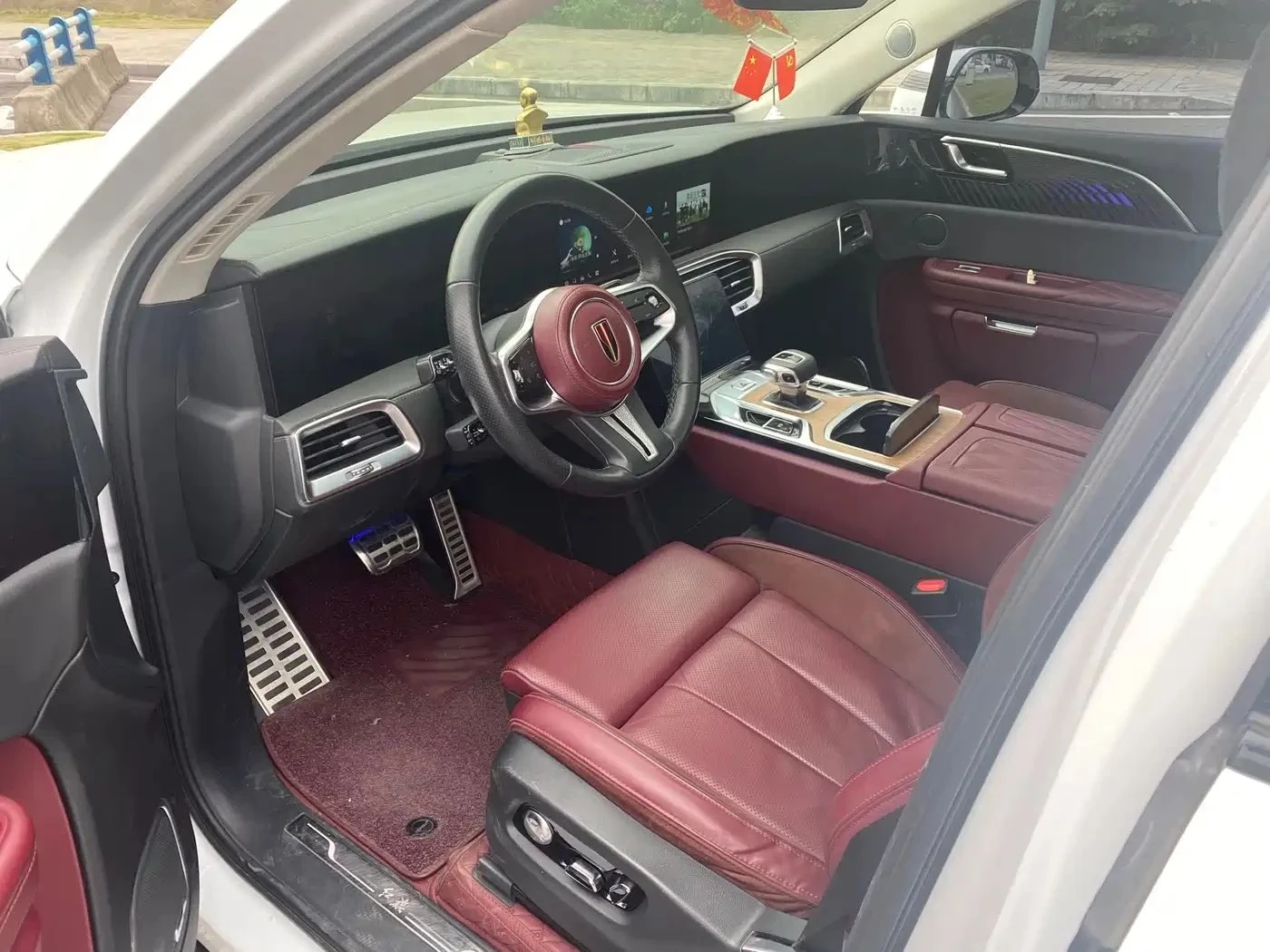 HongQi E-HS9 | Mobile.bg � ����������� 7