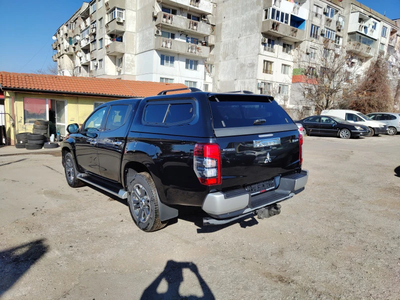 Mitsubishi L200 2.2DID/4X4/AUTOMAT/NAVI/KEYLESS/R-CAMERA/Xардтоп, снимка 4 - Автомобили и джипове - 40850924