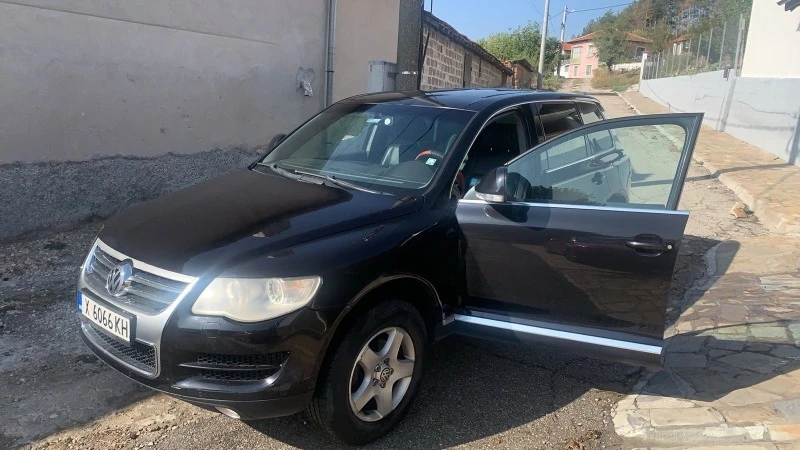 VW Touareg, снимка 3 - Автомобили и джипове - 46725185