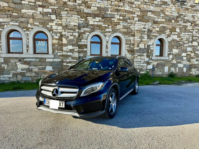 Mercedes-Benz GLA 220 4Matic AMG LINE