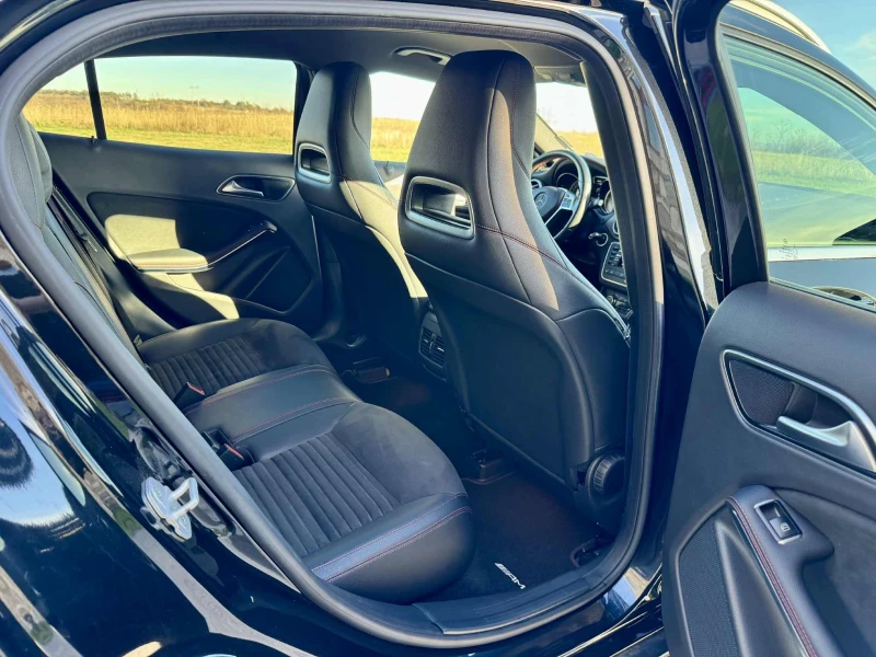 Mercedes-Benz GLA 220 4Matic AMG LINE, снимка 8 - Автомобили и джипове - 52404145