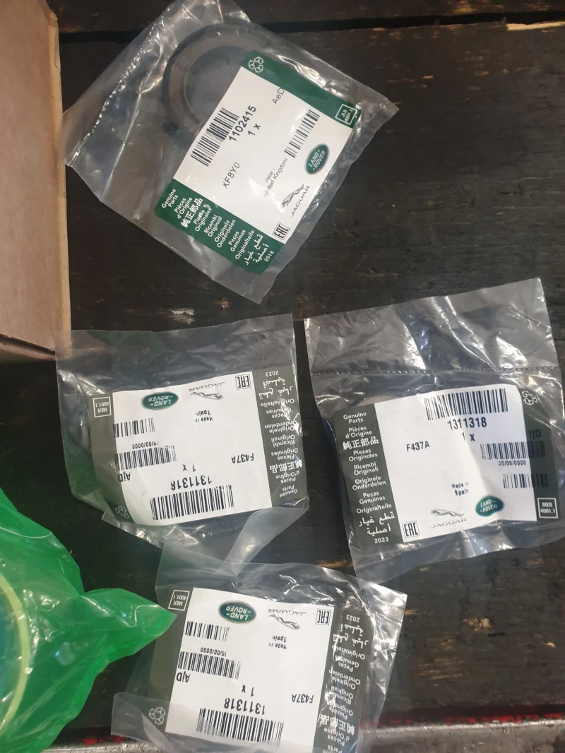 Land Rover Discovery, снимка 13 - Автомобили и джипове - 52512472