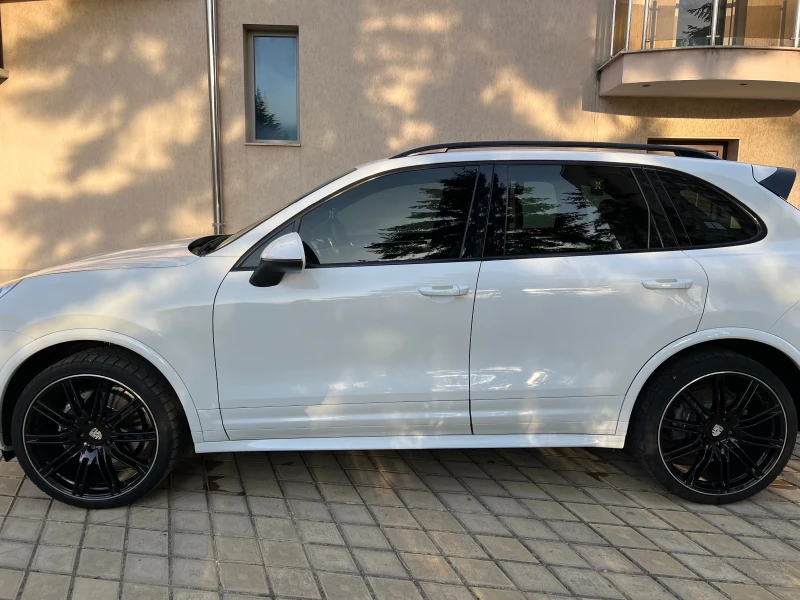Porsche Cayenne GTS, снимка 8 - Автомобили и джипове - 52700427