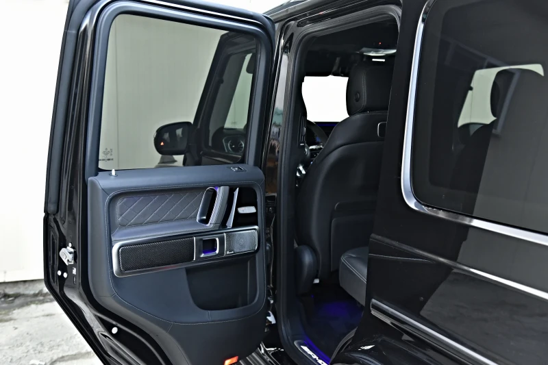 Mercedes-Benz G 63 AMG STRONGER THAN TIME * FACE-2025* CARBON 3D-BURM 360, снимка 17 - Автомобили и джипове - 52887594