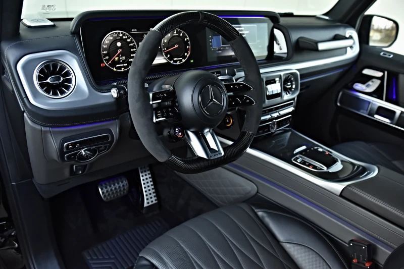 Mercedes-Benz G 63 AMG STRONGER THAN TIME * FACE-2025* CARBON 3D-BURM 360, снимка 9 - Автомобили и джипове - 52887594
