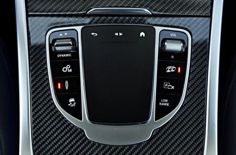 Mercedes-Benz G 63 AMG STRONGER THAN TIME * FACE-2025* CARBON 3D-BURM 360, снимка 13 - Автомобили и джипове - 52887594