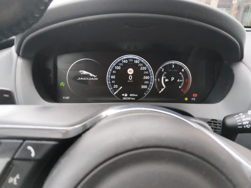 Jaguar F-PACE, снимка 7 - Автомобили и джипове - 53157258