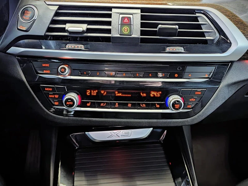 BMW X3 xDrive* 30i* АвтоКредит* (ЦЕНА ДО БГ), снимка 13 - Автомобили и джипове - 53329179