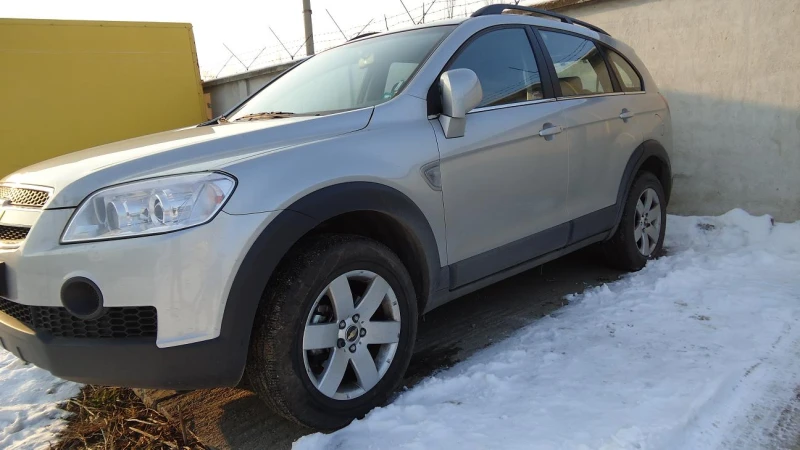 Chevrolet Captiva, снимка 4 - Автомобили и джипове - 53479720