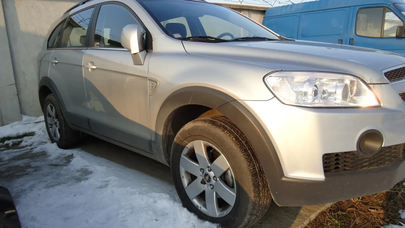 Chevrolet Captiva, снимка 2 - Автомобили и джипове - 53479720