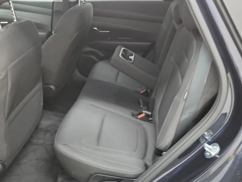Hyundai Tucson Preferred, снимка 16 - Автомобили и джипове - 53586586