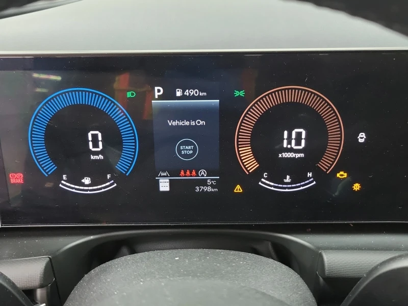 Hyundai Tucson Preferred, снимка 8 - Автомобили и джипове - 53586586