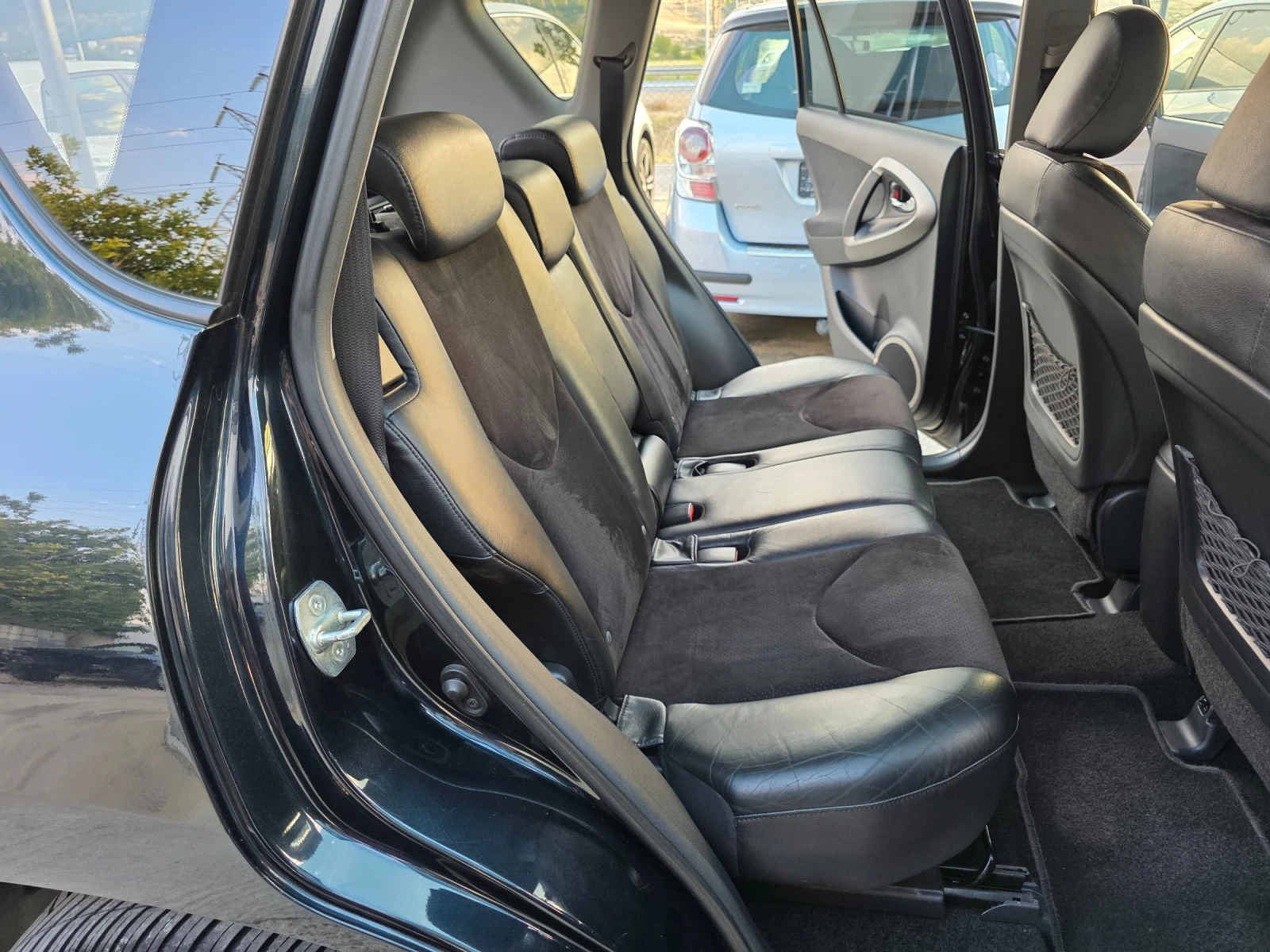 Toyota Rav4 2.2 D4D 4x4 FaceLift Navi Crossover - изображение 10