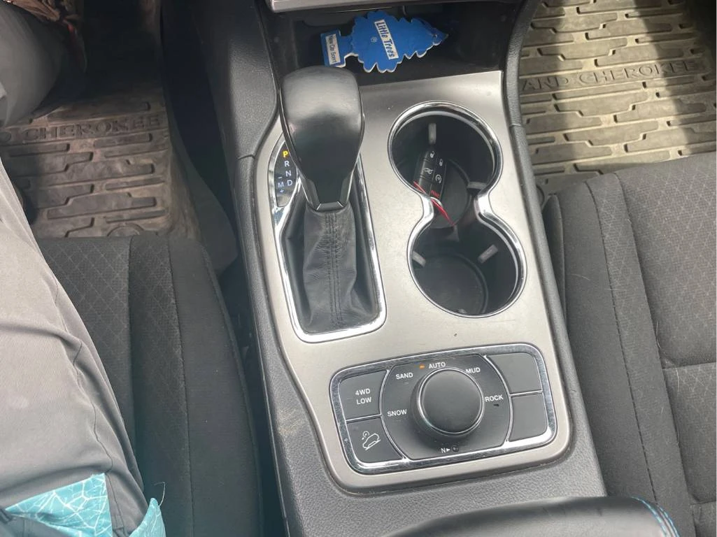 Jeep Grand cherokee * Upland* * АВТОКРЕДИТ* * ЦЕНА ДО БЪЛГАРИЯ*  - изображение 9