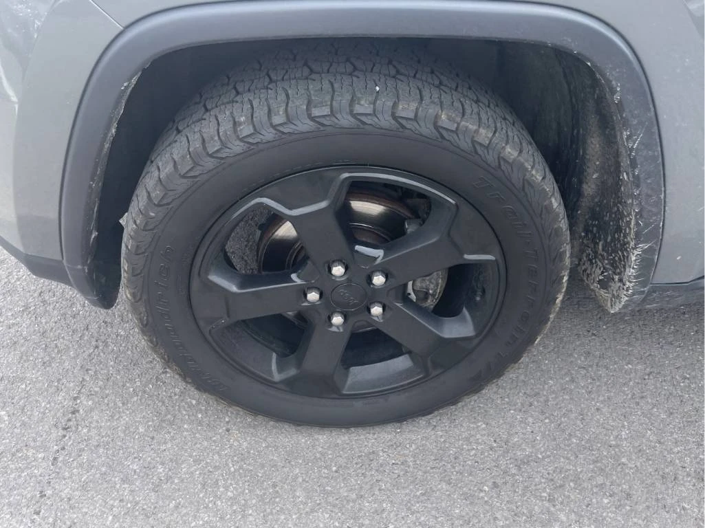 Jeep Grand cherokee * Upland* * АВТОКРЕДИТ* * ЦЕНА ДО БЪЛГАРИЯ*  - изображение 6