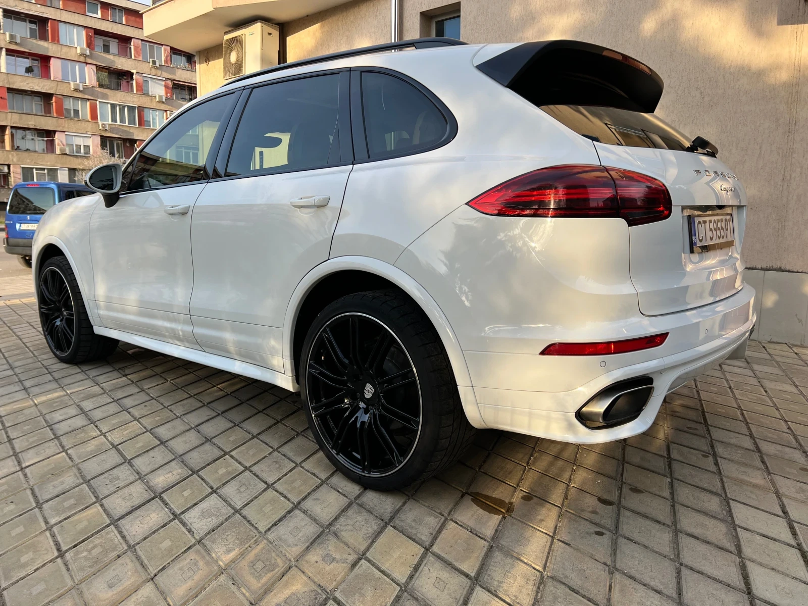 Porsche Cayenne GTS - изображение 3