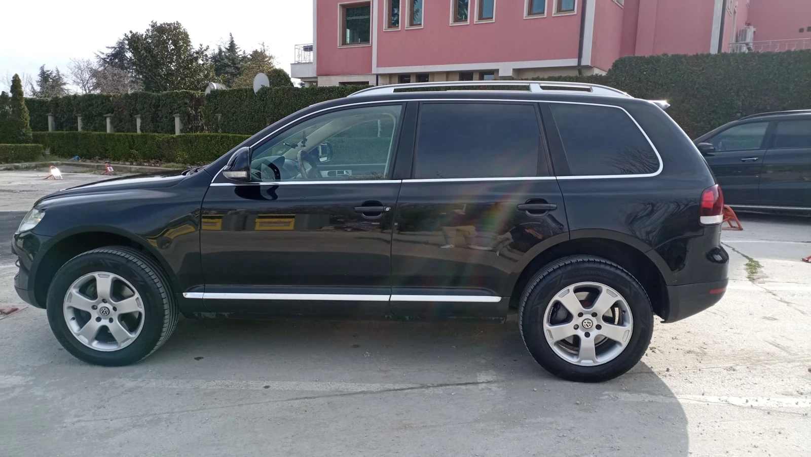 VW Touareg, снимка 4 - Автомобили и джипове - 54196641