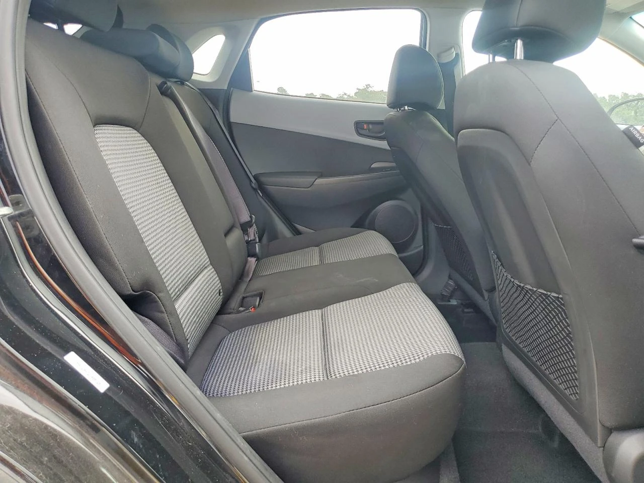 Hyundai Kona 2.0l Sel, снимка 11 - Автомобили и джипове - 54349167