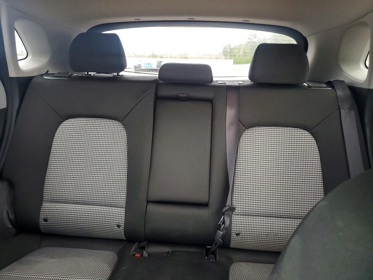 Hyundai Kona 2.0l Sel, снимка 10 - Автомобили и джипове - 54349167