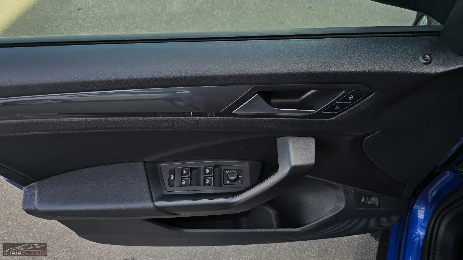 VW T-Roc 2.0TDI/R-DESIGN/150HP/DSG/4X4/LED/CAM/PANO/601z, снимка 15 - Автомобили и джипове - 55276418