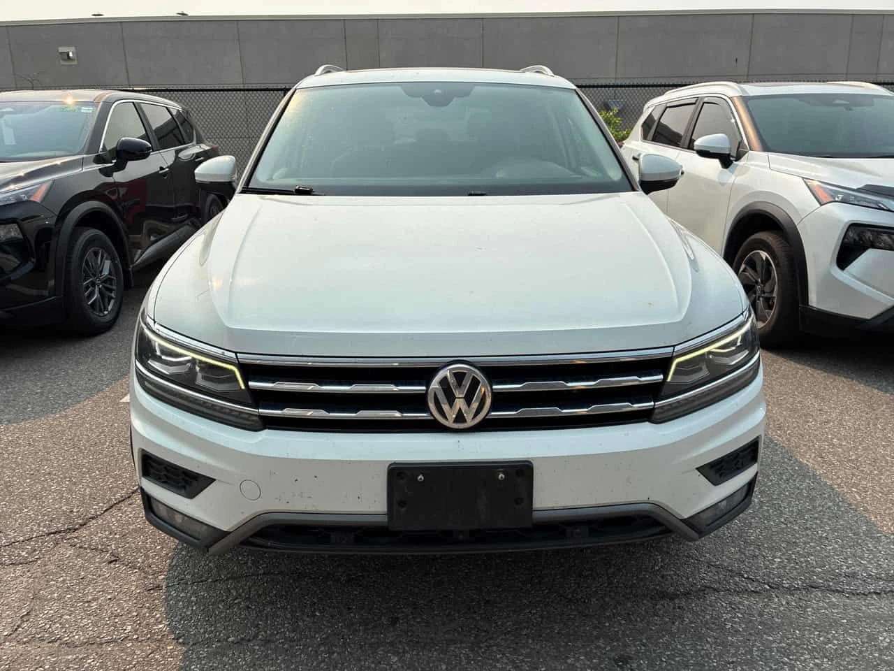 VW Tiguan Highline/CARFAX/КЛИП/ПОДГРЕВ/360/ПАНОРАМА, снимка 6 - Автомобили и джипове - 55468892