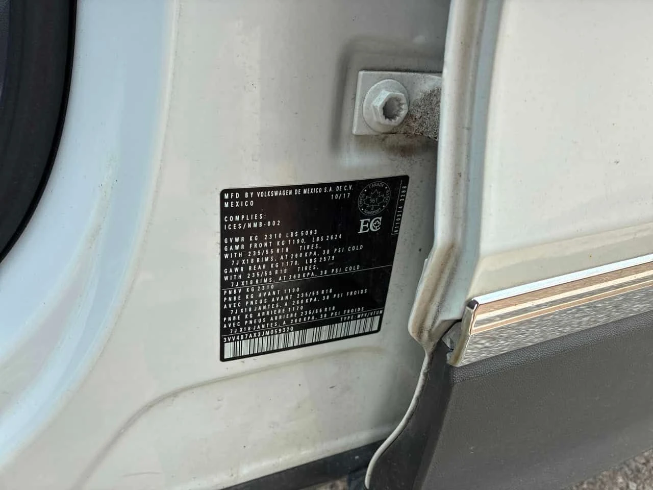 VW Tiguan Highline/CARFAX/КЛИП/ПОДГРЕВ/360/ПАНОРАМА, снимка 10 - Автомобили и джипове - 55468892