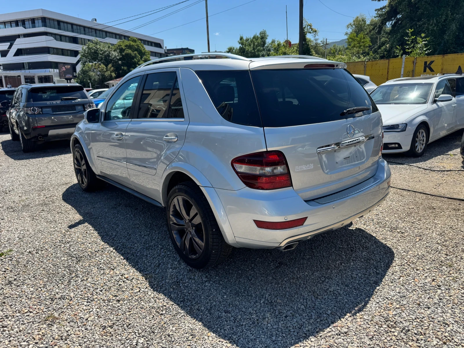 Mercedes-Benz ML 320 FACELIFT * NAVI* КОЖА* ЛИЗИНГ* 3.0cdi v6, снимка 9 - Автомобили и джипове - 55542972