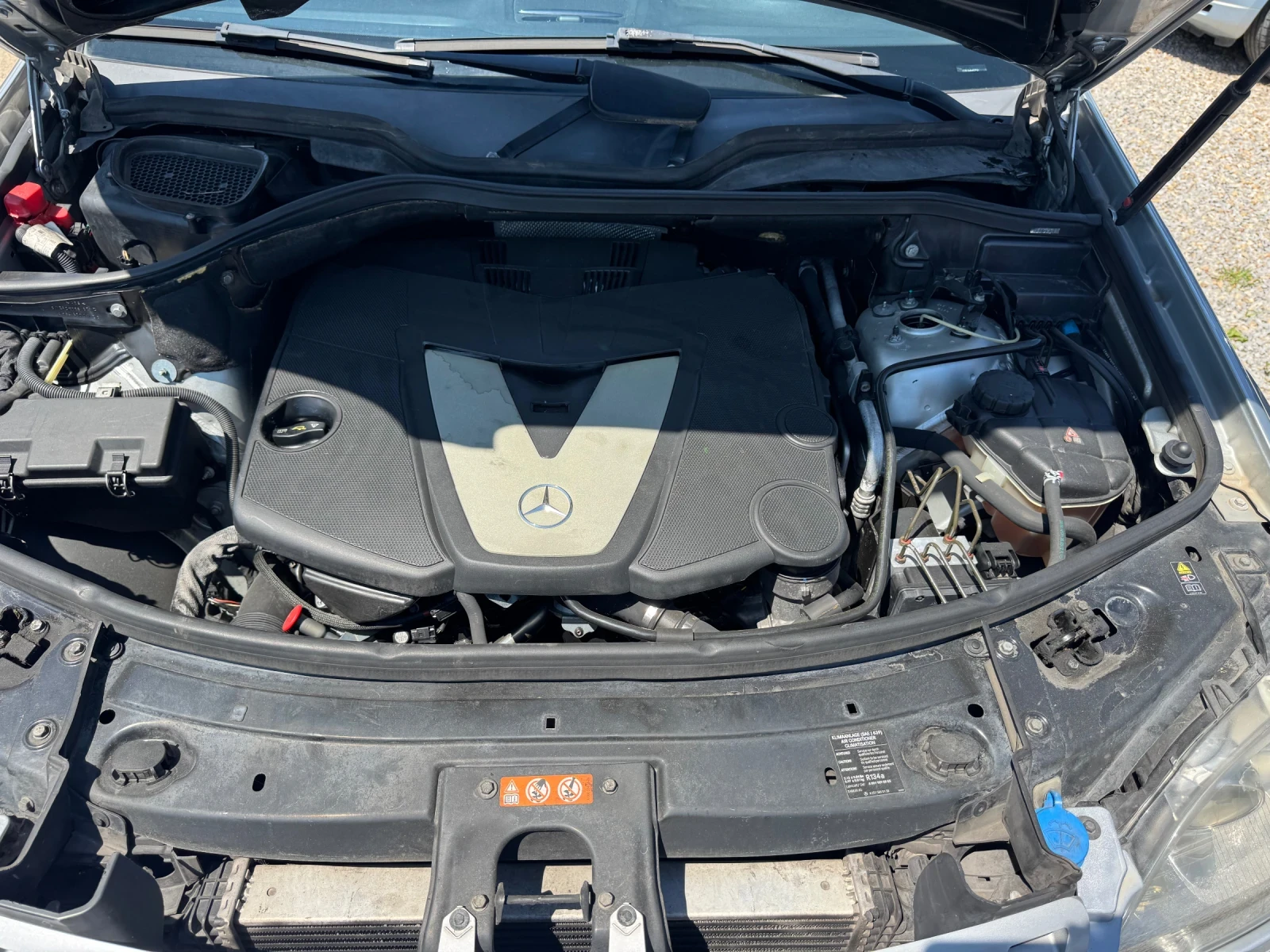 Mercedes-Benz ML 320 FACELIFT * NAVI* КОЖА* ЛИЗИНГ* 3.0cdi v6, снимка 16 - Автомобили и джипове - 55542972